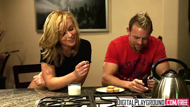 Hot blondie home wrecker (Kayden Kross) gets plowed hard on the kitchen table - digital playground
