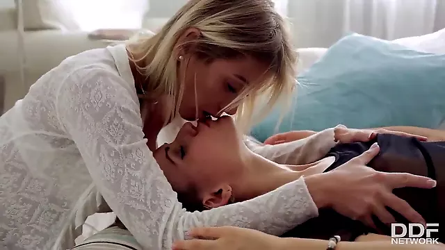 Lesbian tits suck, lesbians in hotel