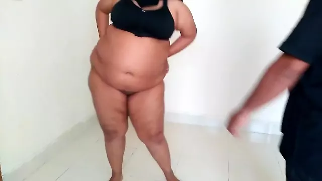 (Pakistani young granny fucking) Fuck while helping beautiful sexy hot Naked granny to exercise