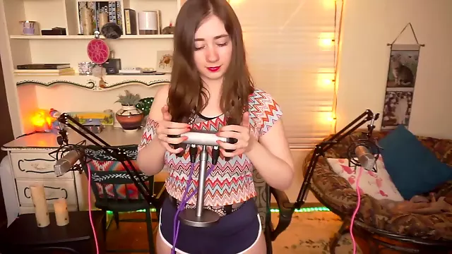 Courncake Asmr No Talking Clothing Scratching, Lotion Rubbing And Heartbeat Video Leaked